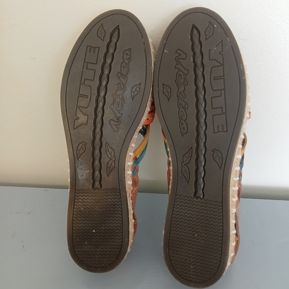 Colorful Leather Huarache Sandals Size 8 - Picture 3 of 6